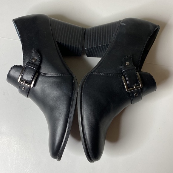 G.H. BASS & CO Bass-Tiare Black Ankle Bootie size 6-1/2 - Picture 11 of 12